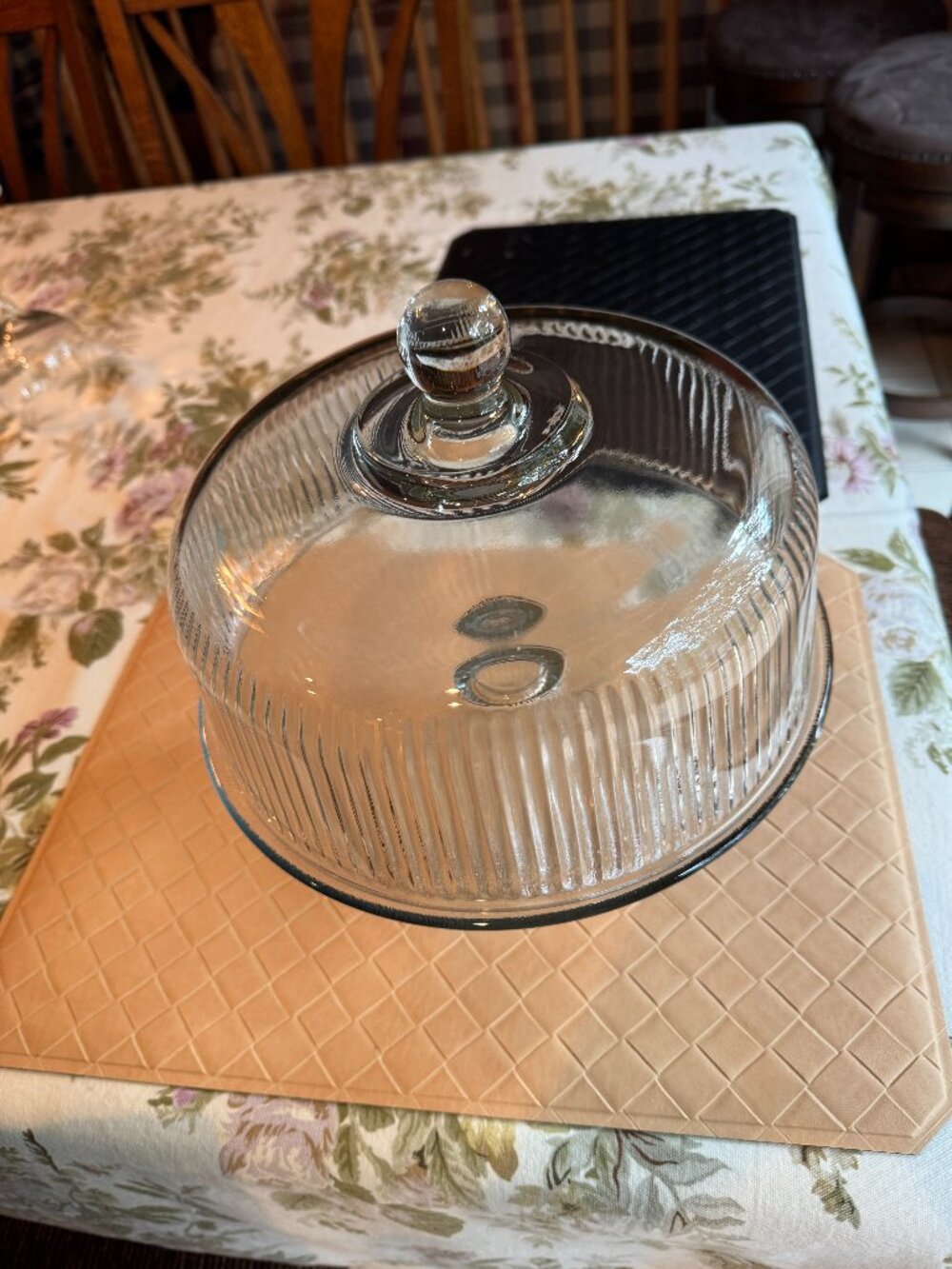 Vintage Anchor Hocking Monaco 2 in 1 Ribbed Glass Cake Plate Dome Cover - Picture 2 of 7